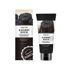 Очищающая пенка для лица Lebelage Charcoal Pore Clay Cleansing Foam с древесным углем, 180 мл.